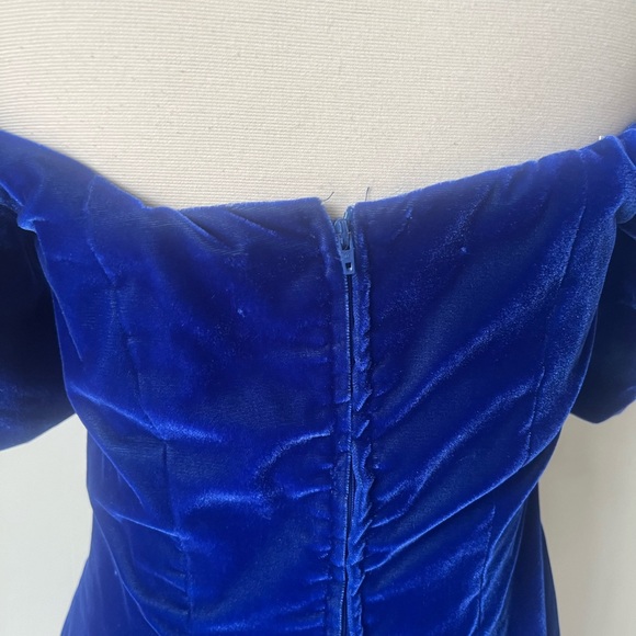 Vintage Off the Shoulder Blue Velvet Mini Dress 1990’s Velvet Dress - Picture 7 of 7